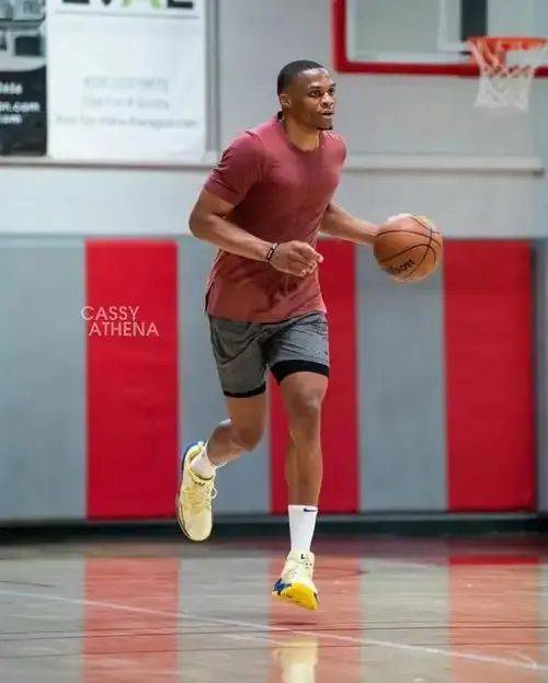 掘金官方公布新规,威少引发争议,官方宣布新规球迷热议! 掘金官方公布新规,威少引发争议,官方宣布新规球迷热议!