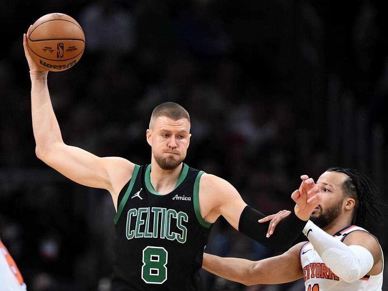 唐斯陷入低谷,波尔津吉斯连败,独行侠球队命运悬念! 唐斯陷入低谷,波尔津吉斯连败,独行侠球队命运悬念!