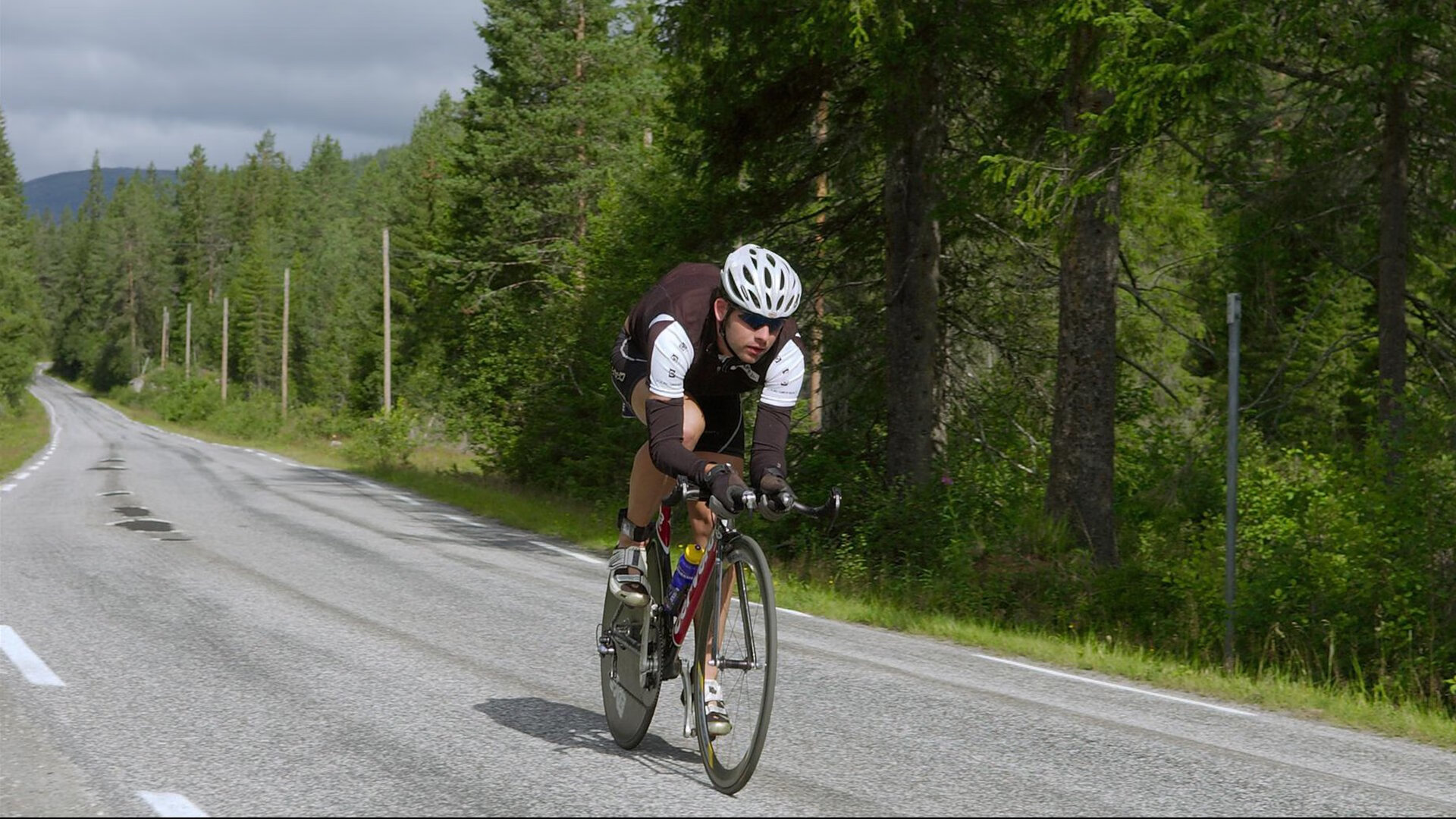 战术调整首场状态出色，快船观众沸腾！，Scout重返赛场再创辉煌时刻